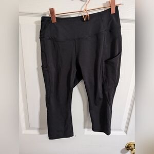 Handful Womens Leggings Black Crop Size XS Athletic Active Pants